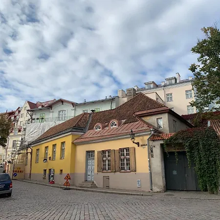 Old Town Charm Tln * טאלין